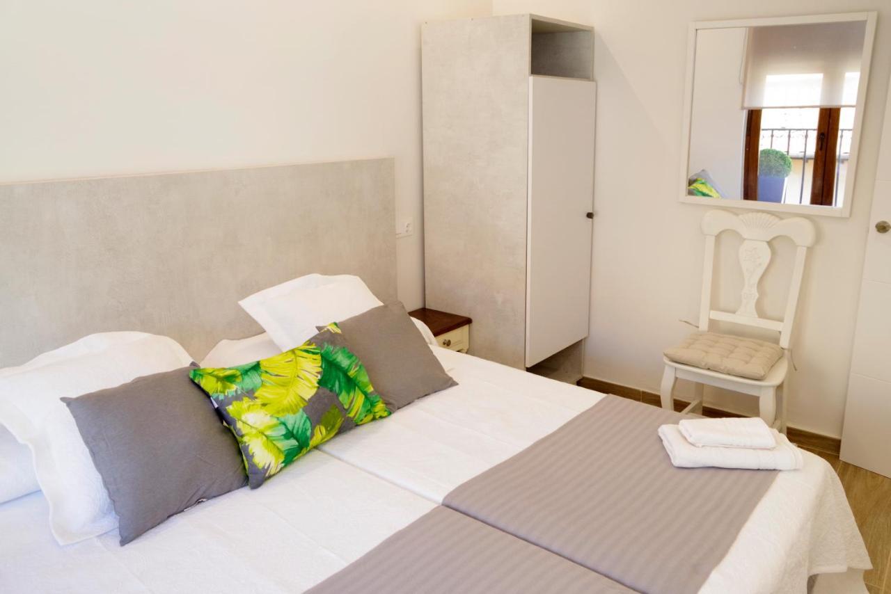 Vallespin 43 Parking, Wifi Avila Bagian luar foto