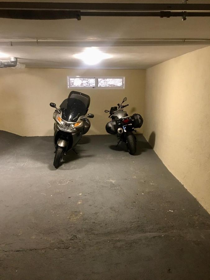 Vallespin 43 Parking, Wifi Avila Bagian luar foto